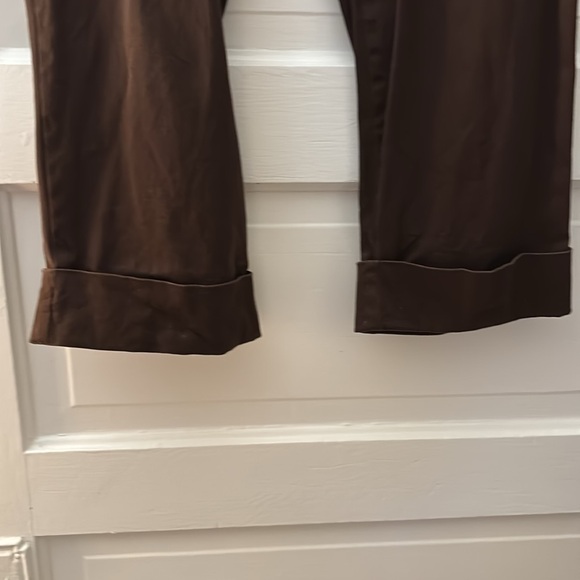 Hannah Stretch - Picture 6 of 7